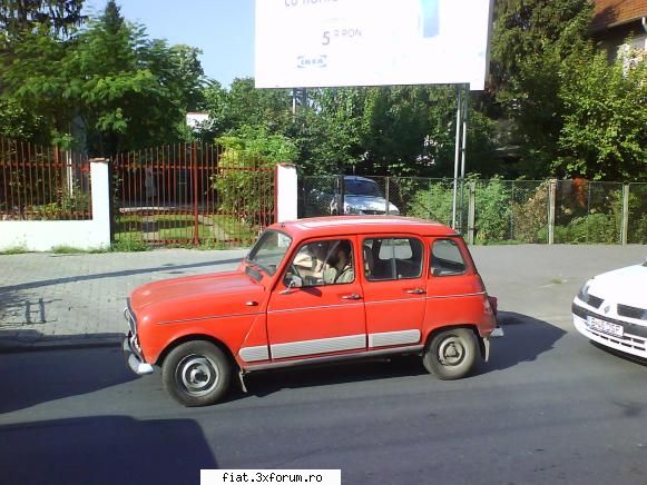 Frumuseti surprinse in trafic - Am gasit si eu cate ceva - Classic corner