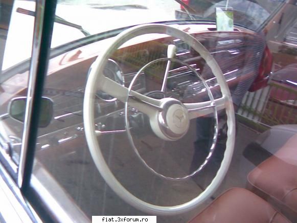 Frumuseti surprinse in trafic - Nu era de vanzare - Classic corner