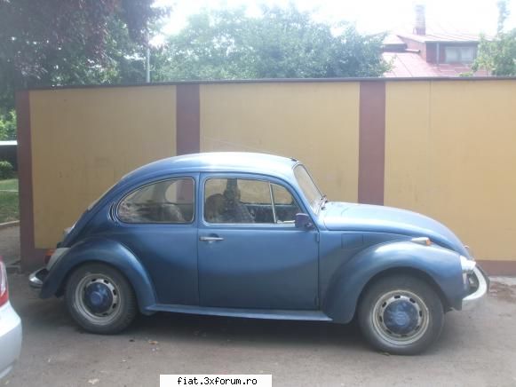 Frumuseti surprinse in trafic - Interesant desi nu in cea mai buna conditie - Classic corner