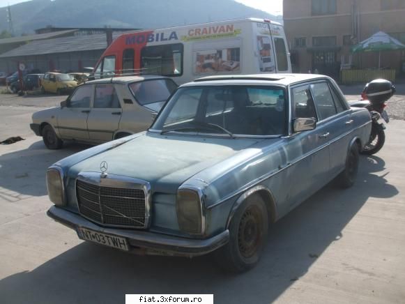 Frumuseti surprinse in trafic - Mercedes bot de cal in stare execrabila ... dar - Classic corner