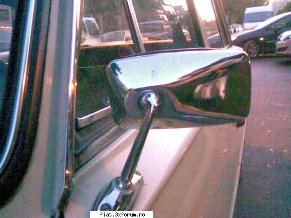 Frumuseti surprinse in trafic - Fara cusur masina. Impecabila. Cand eram foarte - Classic corner