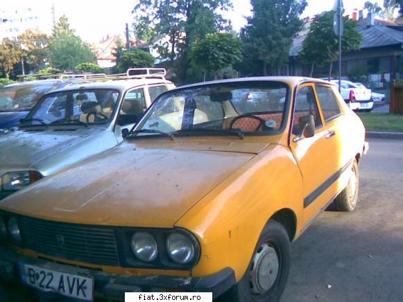 Frumuseti surprinse in trafic - Si nu in ultimul rand Dacia Sport - Classic corner