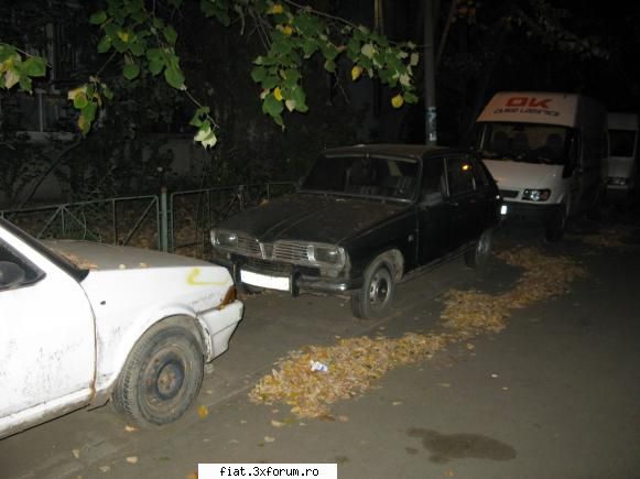 Frumuseti surprinse in trafic - Si un Renault 16 alaturi - Classic corner