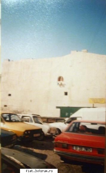 Frumuseti surprinse in trafic - SUPER fiatul. Nu stiu daca se le bag aici sau la - Classic corner