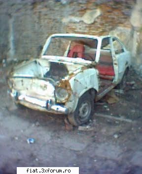 Frumuseti surprinse in trafic - Epava aia Fiat am pozat-o si eu prin 2003 - Classic corner