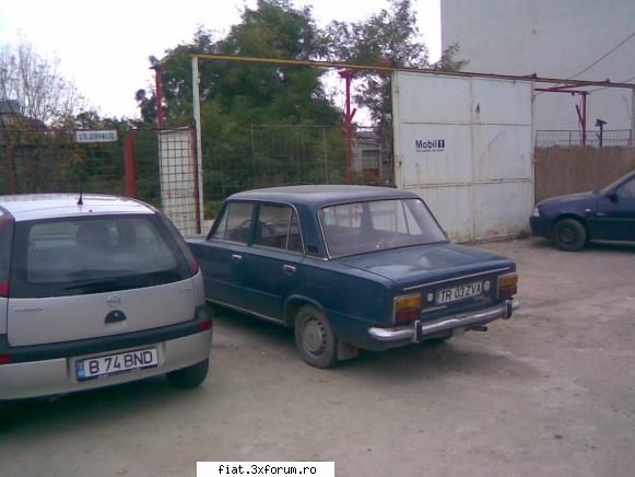 Frumuseti surprinse in trafic - Si ultima, bine ca i-am facut poze ca cand m-am - Classic corner