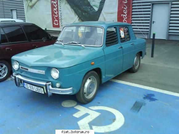 Frumuseti surprinse in trafic - pdw - Classic corner