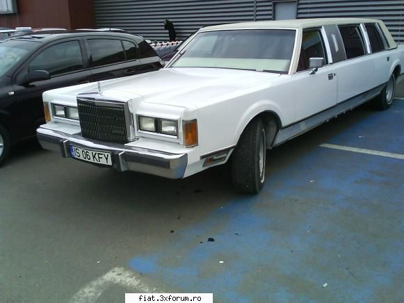 Frumuseti surprinse in trafic - pdw - Classic corner