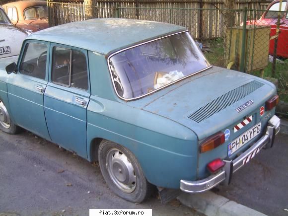 Frumuseti surprinse in trafic - usordegasit - Classic corner
