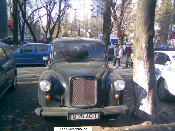 Frumuseti surprinse in trafic - Si un taxiu londonez la mine in cartier - Classic corner