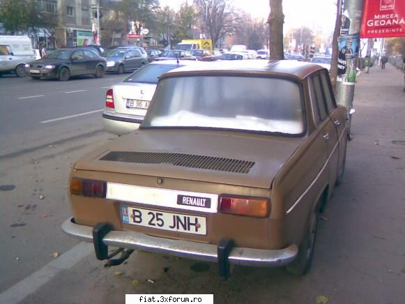 Frumuseti surprinse in trafic - Nu stiu daca a mai fost pe aici - Classic corner