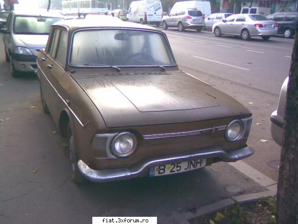 Frumuseti surprinse in trafic - Arata bine fata - Classic corner
