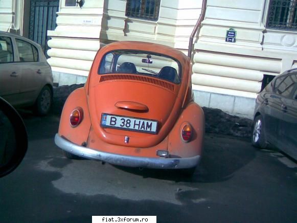Frumuseti surprinse in trafic - Revin cu noutati - Classic corner