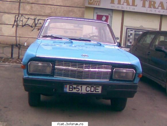 Frumuseti surprinse in trafic - si asta e de azi - Classic corner