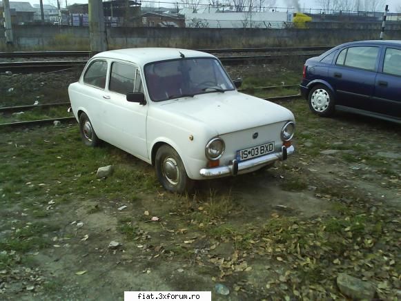 Frumuseti surprinse in trafic - pdw - Classic corner