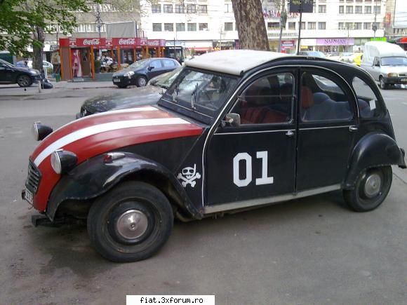 Frumuseti surprinse in trafic - jeri - Classic corner