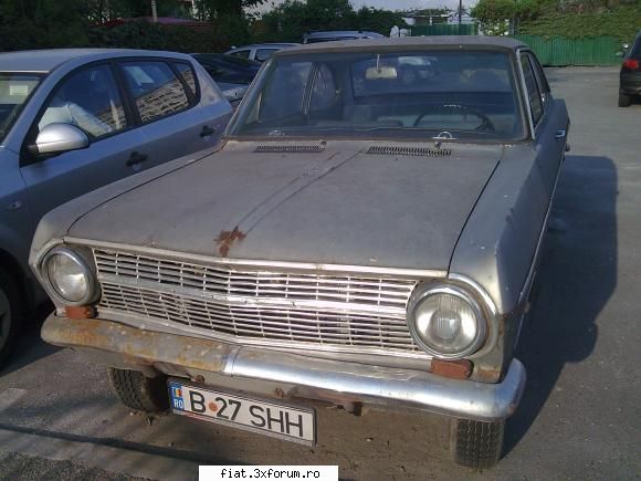 Frumuseti surprinse in trafic - interiorul este ok nu au iesit prea bine - Classic corner