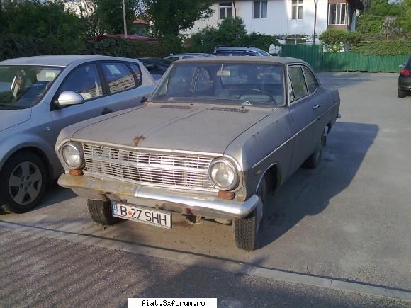 Frumuseti surprinse in trafic - si ultima cu opelu - Classic corner