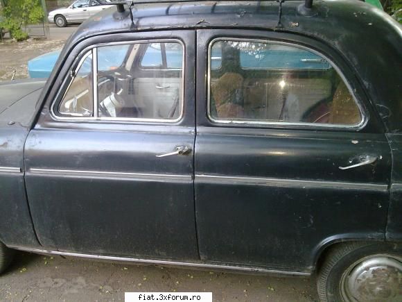 Frumuseti surprinse in trafic - jeri - Classic corner