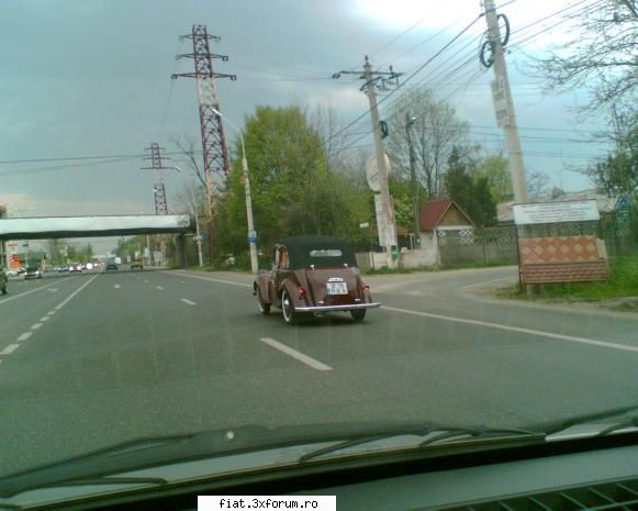 Frumuseti surprinse in trafic - Doctoru - Classic corner