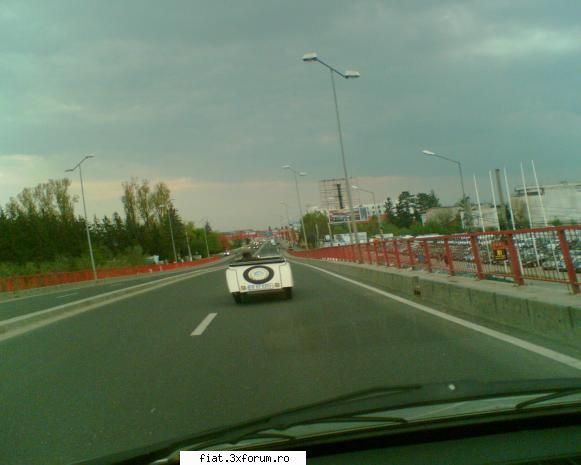 Frumuseti surprinse in trafic - Doctoru - Classic corner