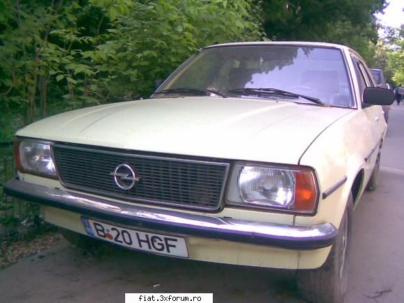 Frumuseti surprinse in trafic - frumuseti sovietice sunt cele de mai sus, asta e - Classic corner
