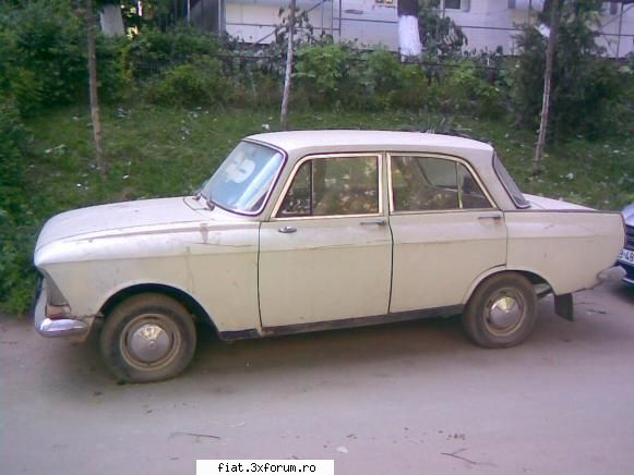 Frumuseti surprinse in trafic - Dupa pozele cu fikatii de mai sus astea arata ca - Classic corner