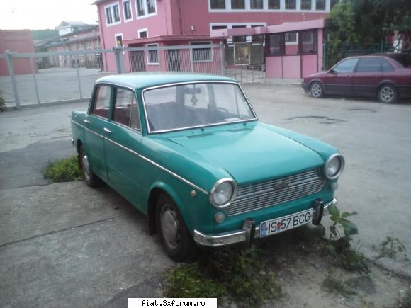 Frumuseti surprinse in trafic - pdw - Classic corner