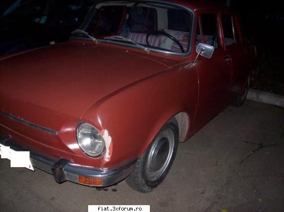 Frumuseti surprinse in trafic - cea mai buna skoda 100S din bz doar in fata a - Classic corner