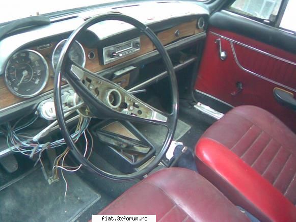 Frumuseti surprinse in trafic - medic_reporting - Classic corner