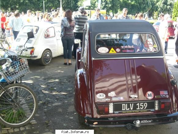 Frumuseti surprinse in trafic - gergosaab - Classic corner