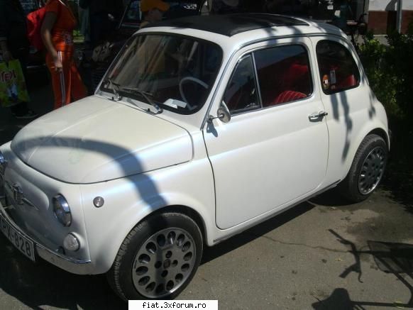 Frumuseti surprinse in trafic - gergosaab - Classic corner