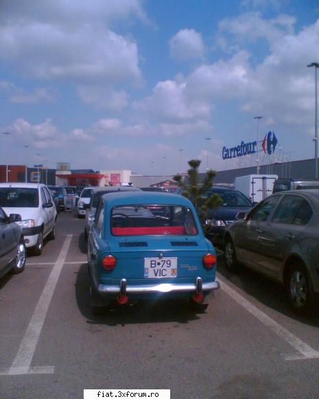 Frumuseti surprinse in trafic - Un Fiat 850 splendid, pe care eram gata sa-l - Classic corner