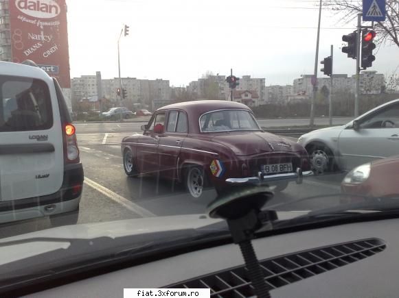 Frumuseti surprinse in trafic - medic_reporting - Classic corner