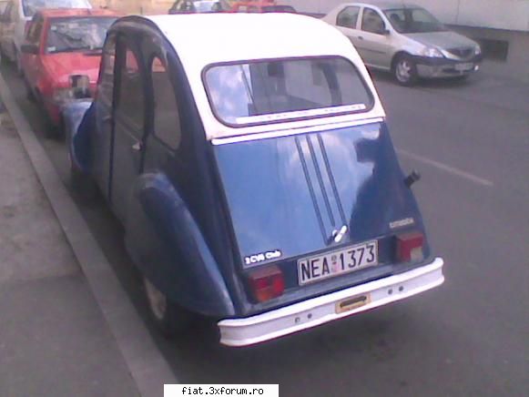 Frumuseti surprinse in trafic - pe la victoriei prin bucuresti - Classic corner