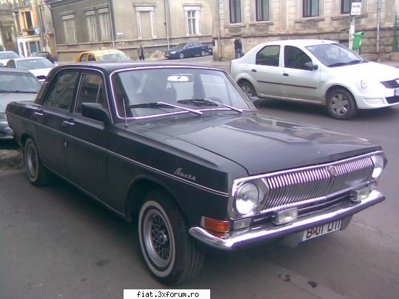 Frumuseti surprinse in trafic - Si o Volga cu piese de Mercedes pe Calea - Classic corner