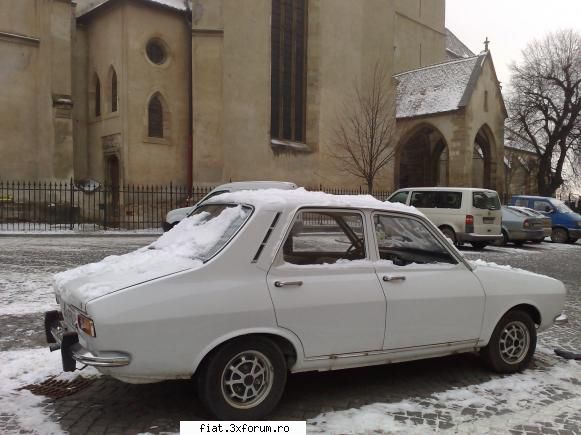 Frumuseti surprinse in trafic - La mulţi ani colegilor şi cititorilor - Classic corner