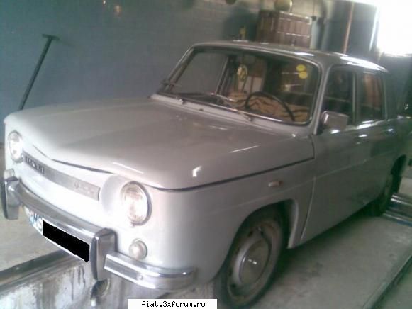 Frumuseti surprinse in trafic - Un pic neindemnatic - Classic corner
