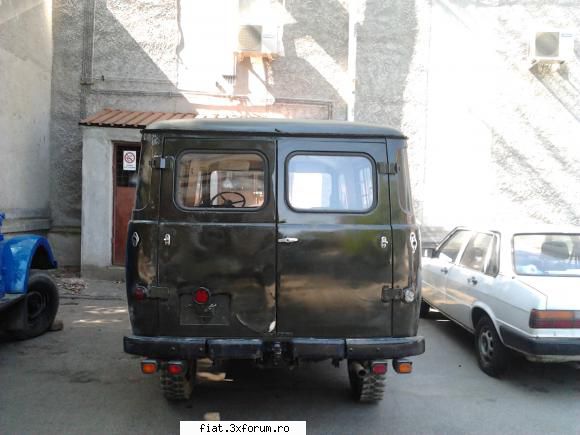Frumuseti surprinse in trafic - Stati numa sa vina moskviciurile deghizate in - Classic corner