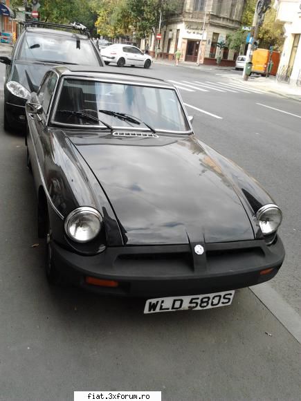 Frumuseti surprinse in trafic - Si un MG frumos in completarea peisajului de - Classic corner