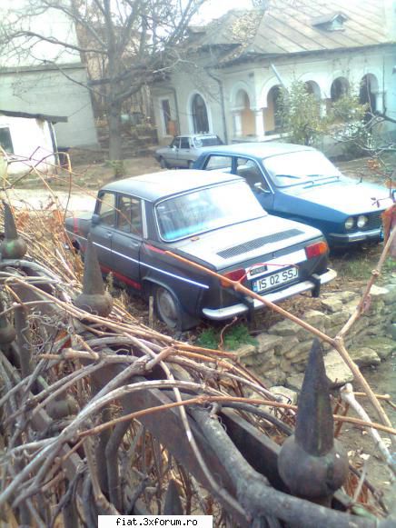 Frumuseti surprinse in trafic - Alt R10 major,dar acesta circula - Classic corner