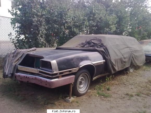 Frumuseti surprinse in trafic - si mai are acelasi proprietar un ford grand - Classic corner
