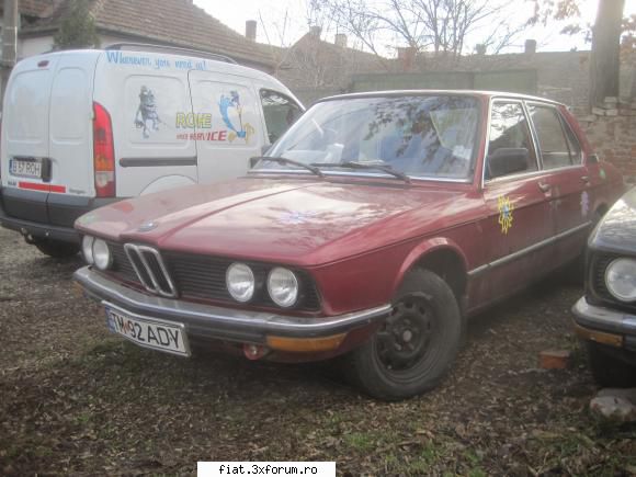 Frumuseti surprinse in trafic - yokomy - Classic corner