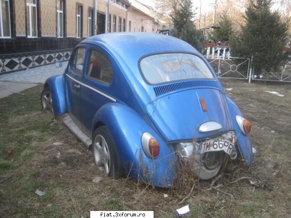 Frumuseti surprinse in trafic - Nu stiu nimic, doar l-am pozat. Cica ar avea - Classic corner
