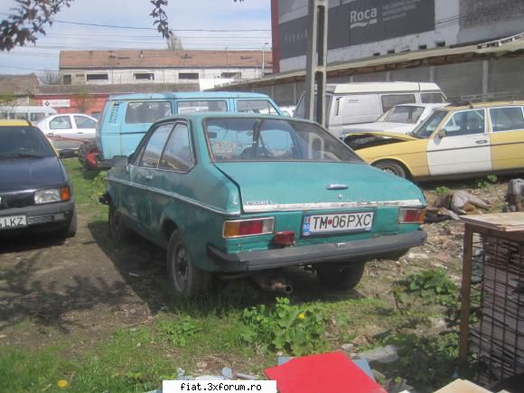 Frumuseti surprinse in trafic - ford escort vechi de vanzare si el cu 600 de euro - Classic corner