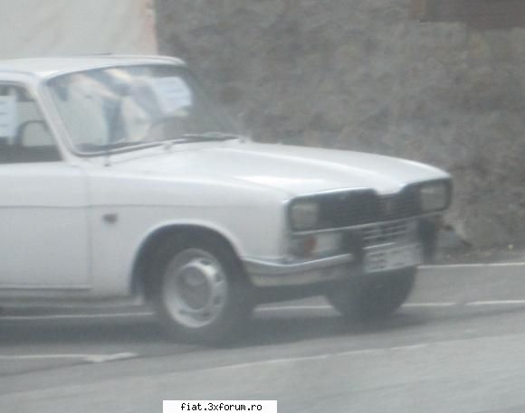 Frumuseti surprinse in trafic - r16 vazut la caciulata, scuzati calitatea pozei - Classic corner