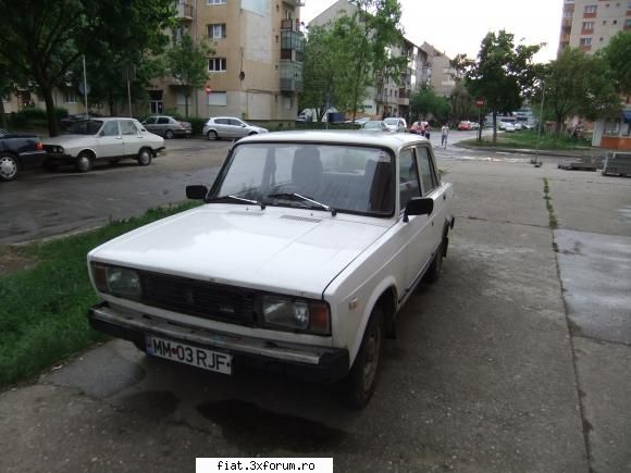 Frumuseti surprinse in trafic - sebid - Classic corner