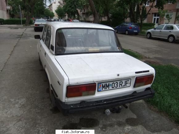 Frumuseti surprinse in trafic - sebid - Classic corner