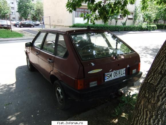 Frumuseti surprinse in trafic - sebid - Classic corner