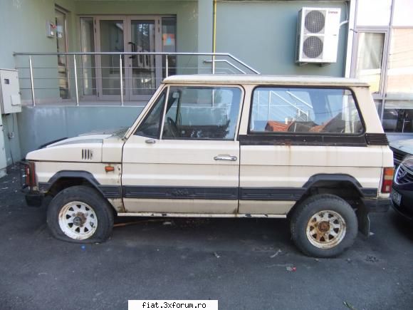 Frumuseti surprinse in trafic - sebid - Classic corner